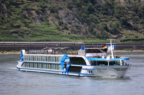 Kreuzfahrttour Donau Weltstädteerlebnis mit der MS Viva Tiara****